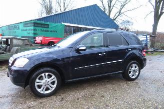 Mercedes Ml-klasse 320 CDI VAN / GRIJS KENTEKEN UITVOERING picture 2