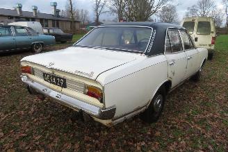 Opel Commodore 2.5 S AUTOMATIC picture 12