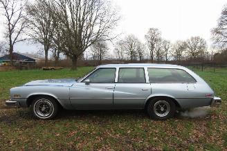 Buick Century CUSTOM V8 STATIONWAGON picture 4