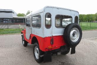 Jeep Willys 4X4 BENZINE UITVOERING MET OPEL MOTOR picture 4