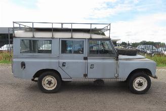 Land Rover 88/109 SAFARI 109 CARAWAGON UITVOERING (ZEER UNIEK) picture 8