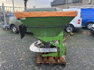 Amazone  TYPE E+S 750 ZOUTSTROOIER MET AFTAKAS picture 13