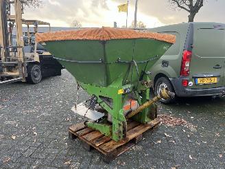 Amazone  TYPE E+S 750 ZOUTSTROOIER MET AFTAKAS picture 3