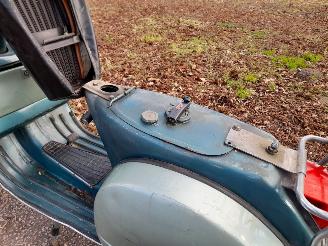 Vespa  125 cc klassieke motorfiets voor restauratie picture 29