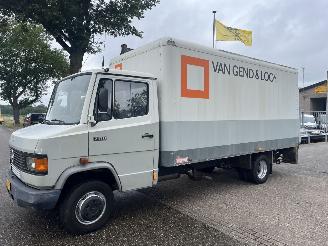 Mercedes Overige 711 D BAKWAGEN MET HYDR. LAADKLEP picture 2