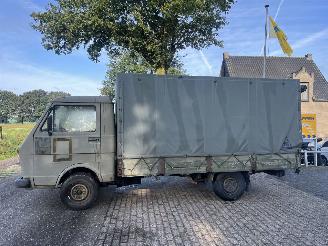 Volkswagen Lt 35 D OPEN LAADBAK / PICK-UP MET HUIF, EX BELGISCHE LEGER picture 3