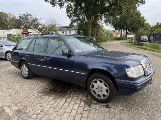 Mercedes 200-280 E280 ELEGANCE 7 PERSOONS UITVOERING, AIRCO, PRIJS IS INCL. BTW !!! picture 23