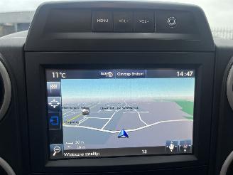 Peugeot Partner 120 1.6 BlueHDi 100 L1 Premium Pack, navigatie, airco, pdc, enz enz picture 8