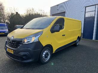 krockskadad bil auto Renault Trafic 1.6 dCi T29 L2H1 Comfort Energy, airco 2017/1