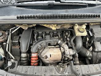 Peugeot 3008 1.6 THP GT picture 27