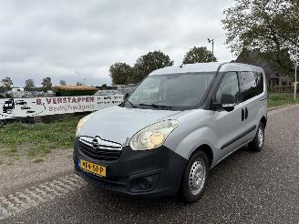 krockskadad bil bedrijf Opel Combo 1.4 L1H1 ECOFLEX BENZINE !!! AIRCO, L + R SCHUIFDEUR 2013/1
