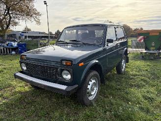 Schadeauto Lada Niva 1.7 4x4 Benzine (merk WOLGA-AUTOW. Type VAZ 2121 op kenteken) 1998/10