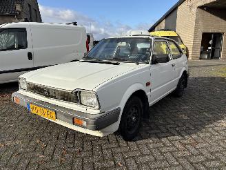 krockskadad bil auto Honda Civic 1.3 LUXE AUTOMAAT 1983/8