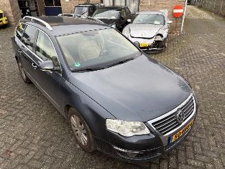 Volkswagen Passat 2.0 TDI HIGHLINE UITVOERING VARIANT picture 28