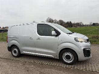 Peugeot Expert 1.6 BLUE HDI L1/H1 AIRCO, NAVIGATIE, PDC ENZ 81.000 KM N.A.P. picture 16