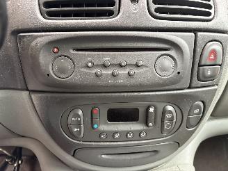 Renault Mégane Scénic 2.0 16V AUTOMAAT, CLIMA picture 9