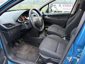 Peugeot 207 1.4 XR 5 DEURS, 125.000 KM N.A.P. picture 6