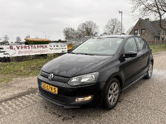 Schadeauto Volkswagen Polo 1.2 TDI BLUEMOTION TRENDLINE 2010/5