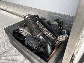 Volkswagen Crafter 35 2.0 TDI L4 Bakwagen MOTORSCHADE ! picture 19