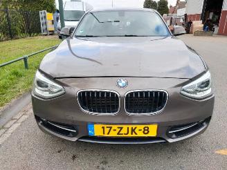 BMW 1-serie 114 I SPORT picture 13