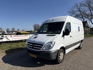 Mercedes Sprinter 213 CDI L2/H2 picture 1