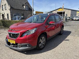 Avarii autoturisme Peugeot 2008 1.2 PureTech Blue Lion AUTOMAAT, PANORAMA DAK, AIRCO, PDC, N.A.P. ENZ 2017/3