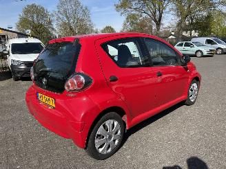 Toyota Aygo 5 deurs met airco picture 8