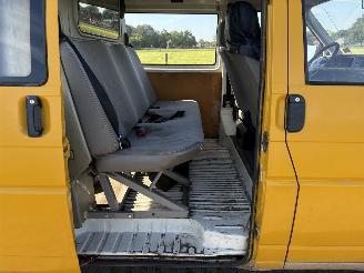 Volkswagen Transporter 1.9 TD DUBBELE CABINE picture 17