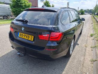 BMW 5-serie Touring 528i High Executive, 3.0 6 CILINDER BENZINE ! picture 26