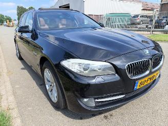 BMW 5-serie Touring 528i High Executive, 3.0 6 CILINDER BENZINE ! picture 23