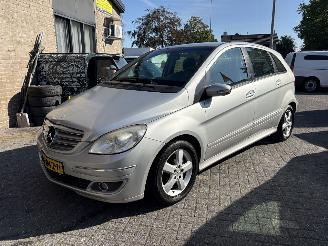 damaged passenger cars Mercedes B-klasse 180 CDI 2007/5