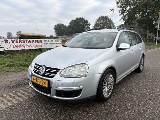 Damaged car Volkswagen Golf VARIANT 1.9 TDI AIRCO 2009/3