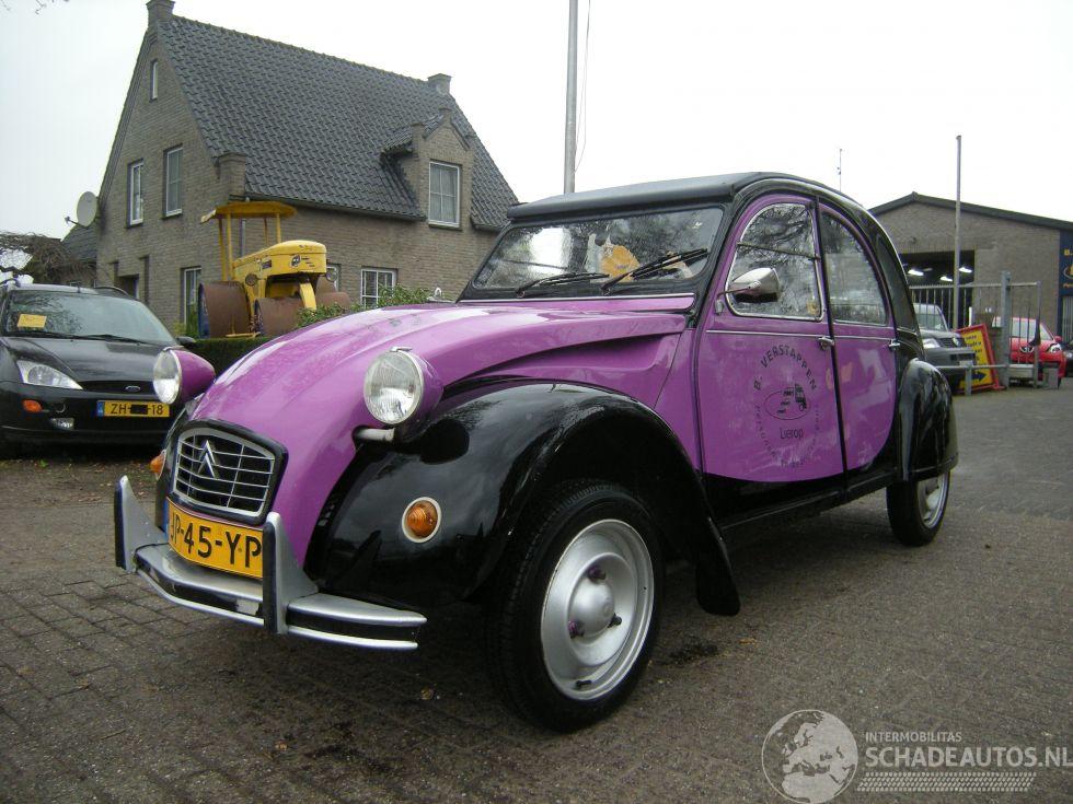 Citroën 2-cv SPECIAL CABRIOLET MET EEN GEGALVANISEERD CHASSIS