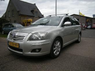 Coche accidentado Toyota Avensis 2.0 16_V D-4D-F (ADT250; SB1ED) LUNA MET OA CLIMA, ENZ 2007/6