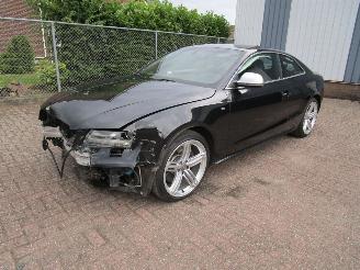 krockskadad bil auto Audi S5 4.2 V8 Coupe Quattro Navi Clima 2009/5