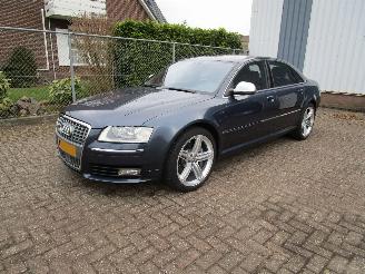 damaged passenger cars Audi S8 V10 Ceramic 181.000 KM 2008/12