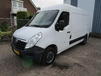 krockskadad bil bedrijf Opel Movano 2.3 CDTI L2H2 Navi Airco 2015/6
