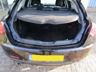 Alfa Romeo Giulietta 1.6 JTD M Clima Radio/CD 6-Bak picture 19