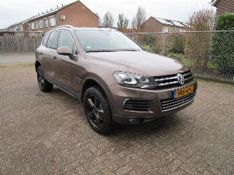 Volkswagen Touareg 4.2 V8 TDI Grijs kenteken picture 3