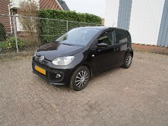 Schadeauto Volkswagen Up! Navi Airco 5-Drs 2013/7