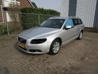 Schadeauto Volvo V-70 1.6 T4 Automaat Leder Navi 2011/6