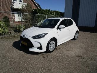 Avarii autoturisme Toyota Yaris 1.5 Hybride Camera Navi Clima 2021/1