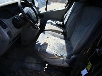 Renault Trafic 1.9 DCI L2 H1 Airco 6-Bak picture 10