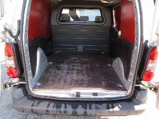 Peugeot Partner 1.6 HDI Airco Radio/CD picture 13