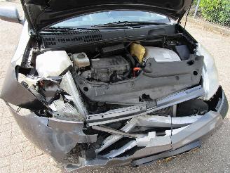 Toyota Prius 1.5 Hybride Clima picture 12
