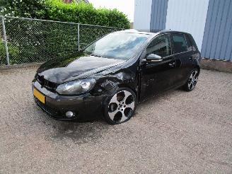 Damaged car Volkswagen Golf 1.4 TSI Leder Navi Clima 6-Bak 2009/1