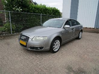 Voiture accidenté Audi A6 2.4 Sedan Navi Clima 6-Bak 2006/5