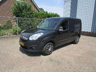 skadebil bedrijf Opel Combo 1.3 CDTI Sport Airco Radio/CD 2017/11