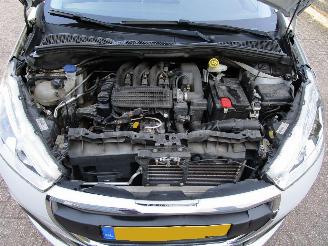 Peugeot 208 1.2 Navi Airco Parelmoer Wit 5-Drs picture 9