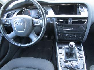 Audi A4 2.0 TDI Navi Clima 6-Bak picture 9